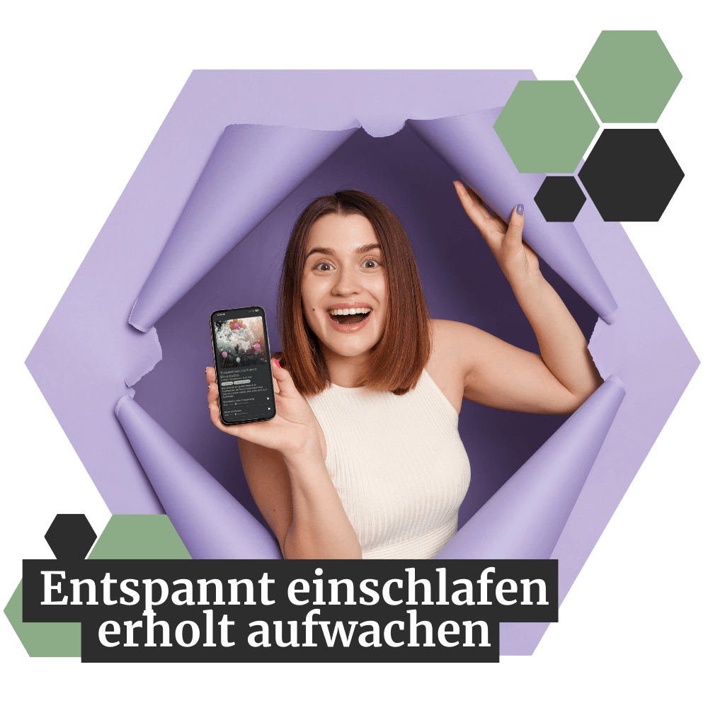 Frau freut sich über Entspannungshelden App Smiling woman holding a smartphone, emerging through torn purple paper. German text reads: "Entspannt einschlafen, erholt aufwachen."