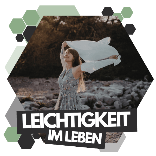 Ina Titelbild Landingpage: Kindernetspannung, Breathwork, Meditation Woman in a floral dress joyfully holding a scarf outdoors, surrounded by hexagonal shapes. Text reads "LEICHTIGKEIT IM LEBEN."